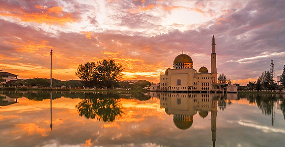 13 gorgeous photos of some of Malaysia’s lesser-known religious buildings
